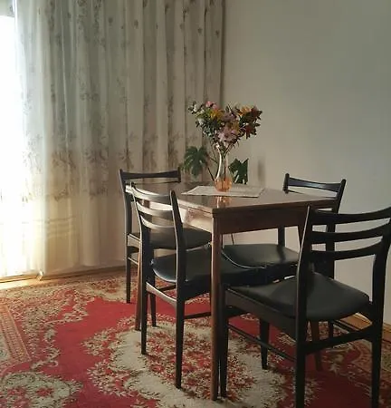 Entire With 3 And 2 Terraces Διαμέρισμα *